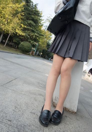 国产新百伦574鞋标_吉吉电影在线观看