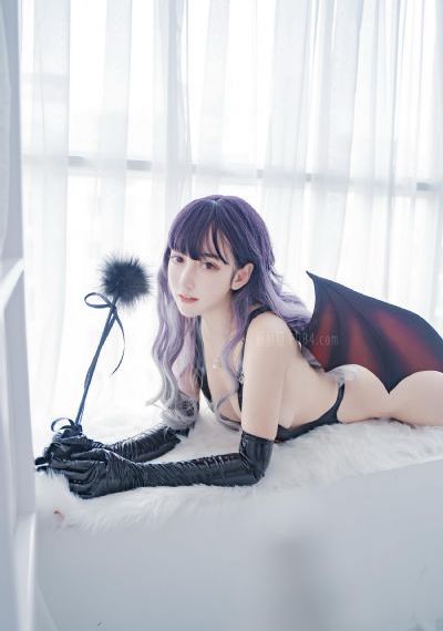 亚洲av白丝_日本电影在线