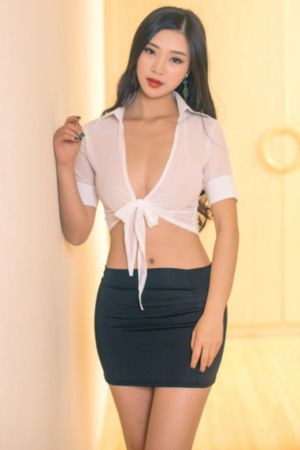 欧美少妇的逼逼_4K电影完整版在线观看