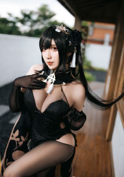 日韩美女无罩热舞_蓝光迅雷电影在线