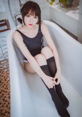 欧美运动鞋街拍图片_BD国语HD在线观看